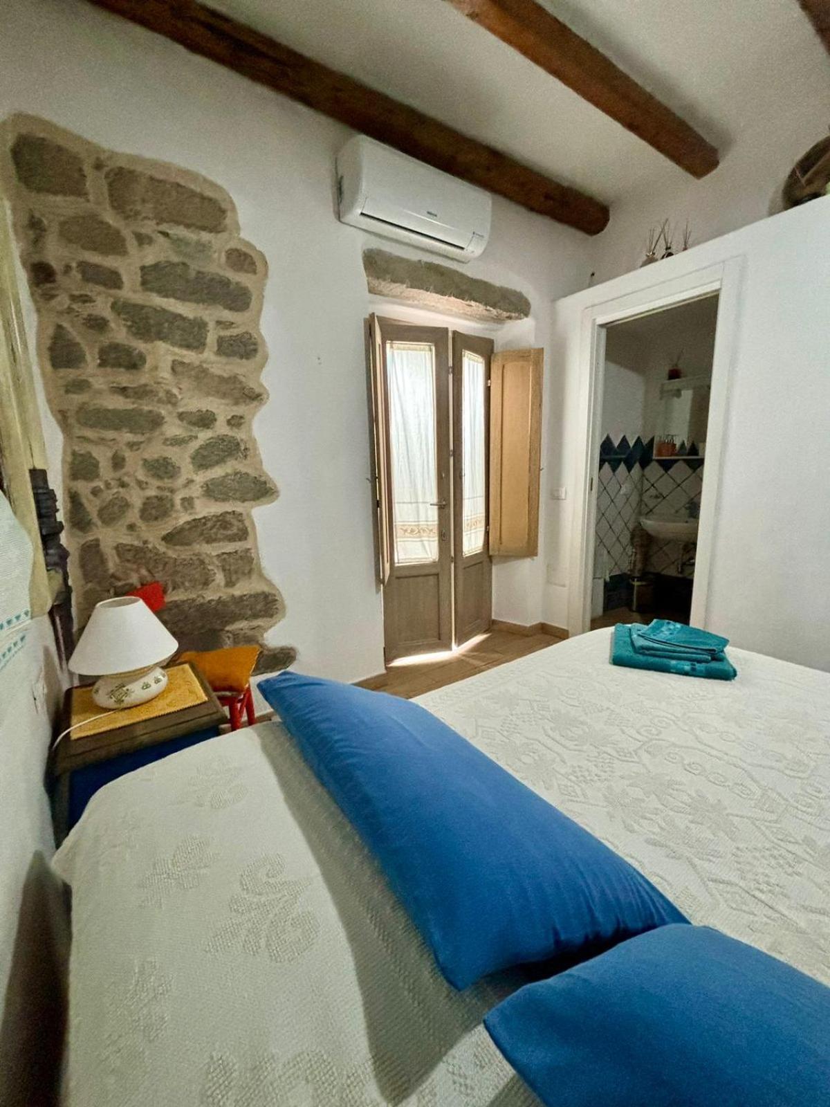 B&B Pascal House Nuoro_Iun E5016 Nuoro  Bagian luar foto